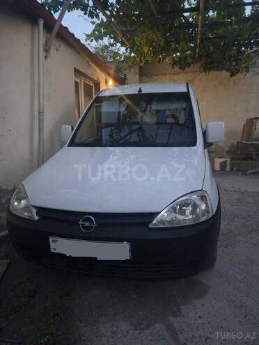 Opel Combo-1
