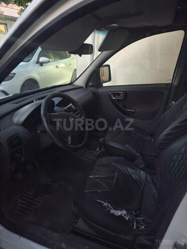 Opel Combo-5