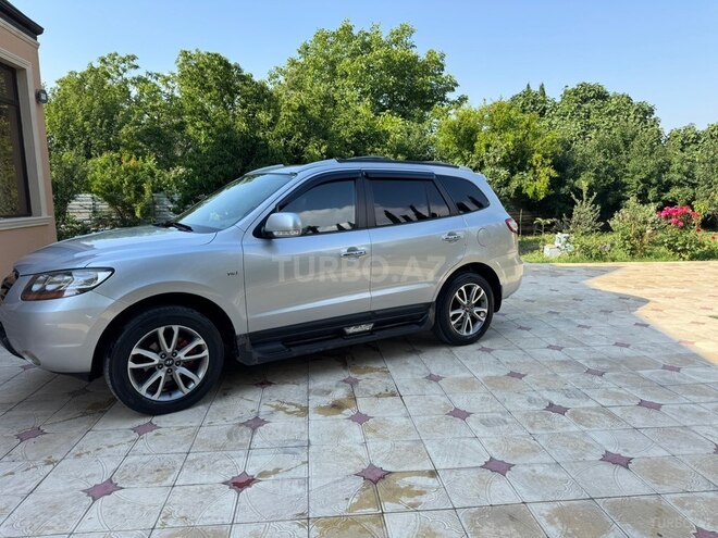 Hyundai Santa Fe-3
