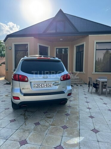 Hyundai Santa Fe-6