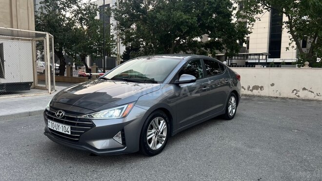 Hyundai Elantra-7