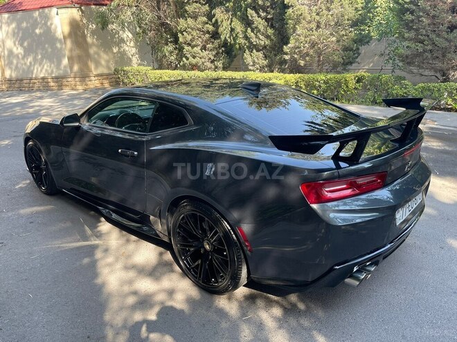 Chevrolet Camaro-4