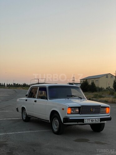 LADA (VAZ) 2107-4