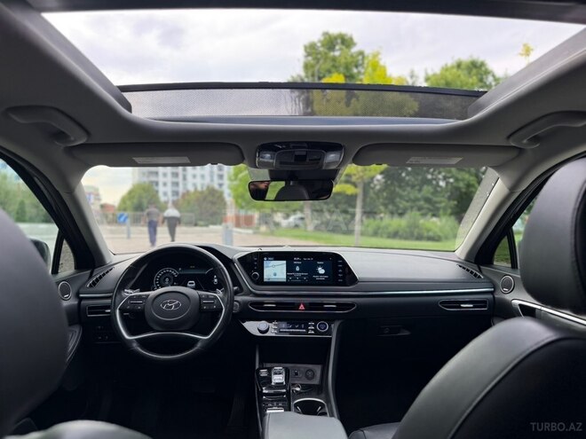 Hyundai Sonata-4
