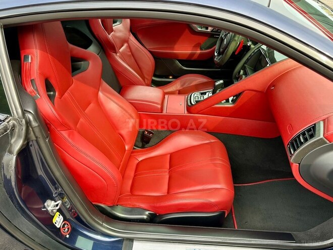Jaguar F-Type-8