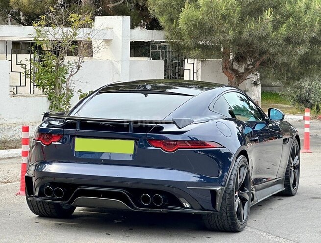 Jaguar F-Type-2