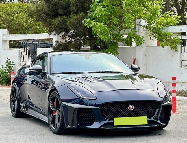 Jaguar F-Type-4