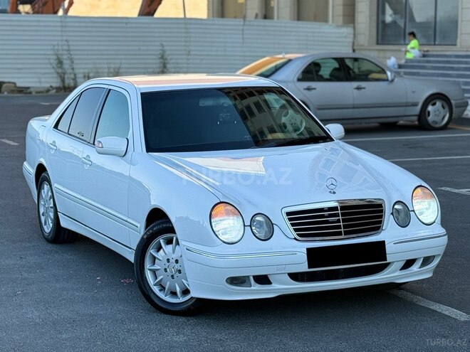 Mercedes E 240-7