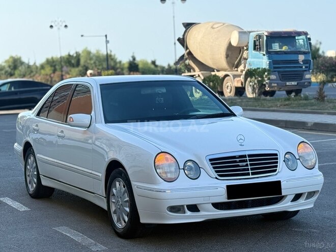 Mercedes E 240-6