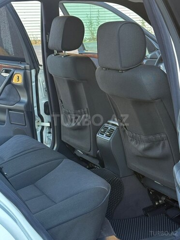 Mercedes E 240-20