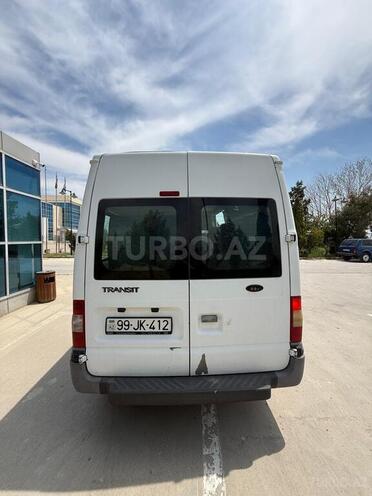 Ford Transit-2
