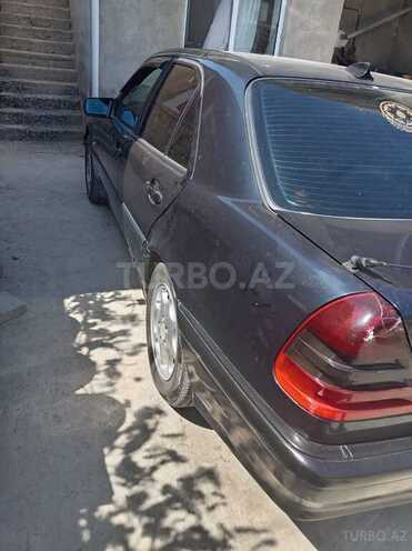 Mercedes C 180-5