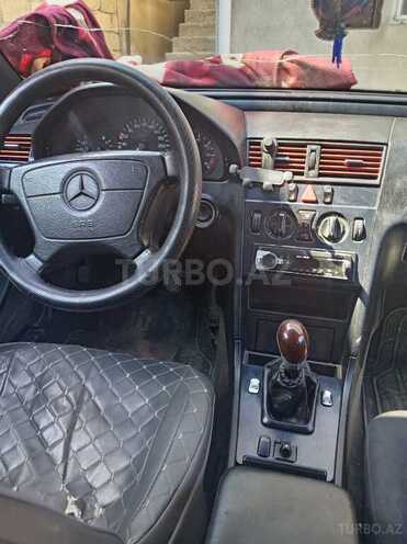 Mercedes C 180-7