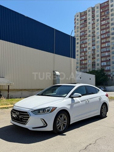 Hyundai Elantra-2