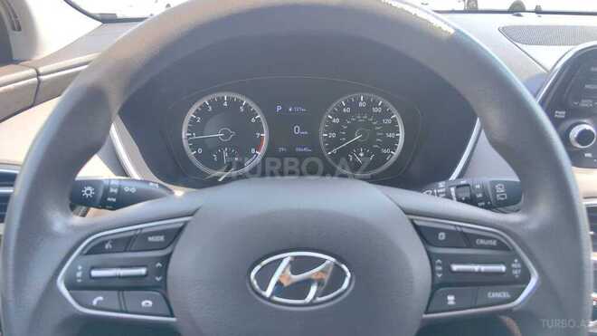 Hyundai Santa Fe-17