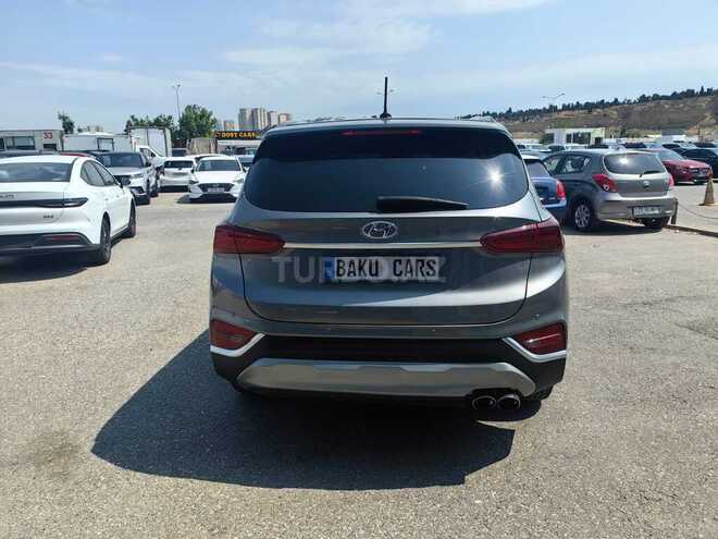 Hyundai Santa Fe-6
