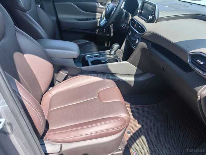 Hyundai Santa Fe-14
