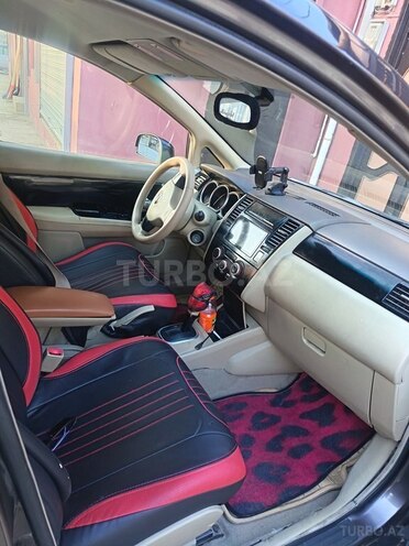 Nissan Tiida-8