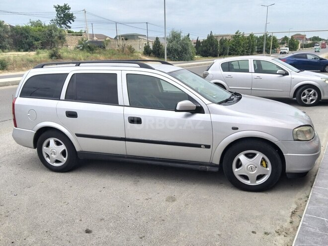 Opel Astra-2