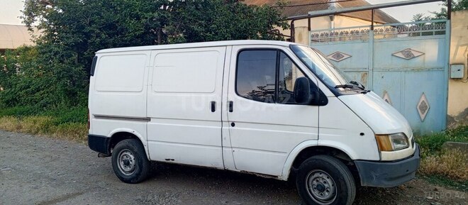 Ford Transit-3