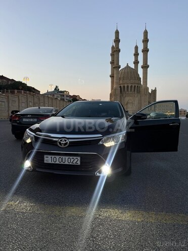 Toyota Camry-7