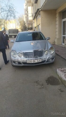 Mercedes E 280-3