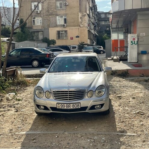 Mercedes E 280-6