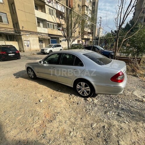 Mercedes E 280-5