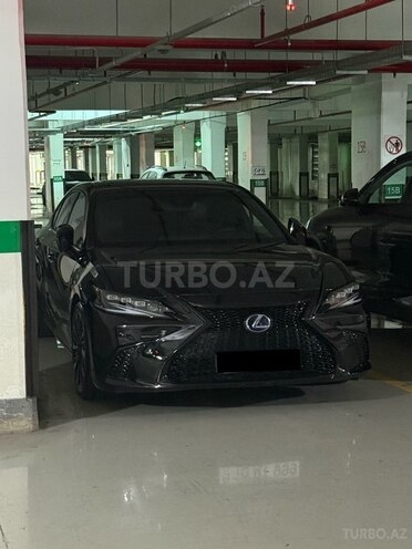 Lexus ES 300h-17