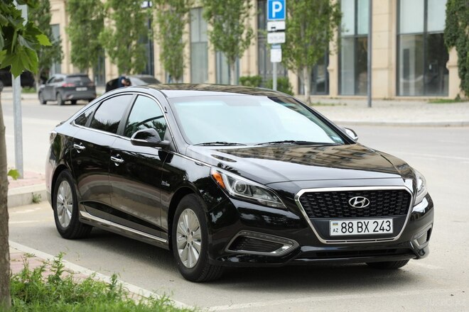 Hyundai Sonata-3