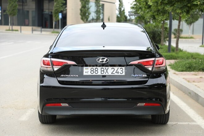 Hyundai Sonata-5