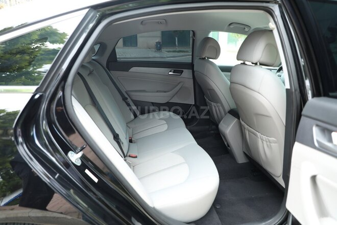 Hyundai Sonata-7