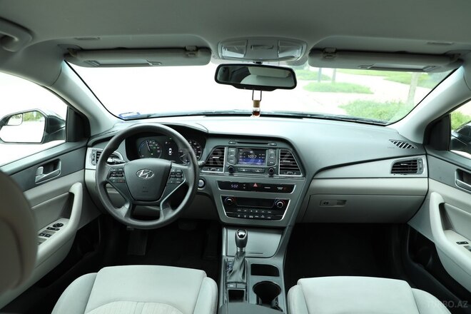 Hyundai Sonata-9