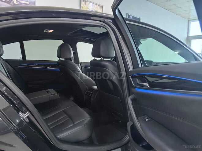 BMW 530e-15