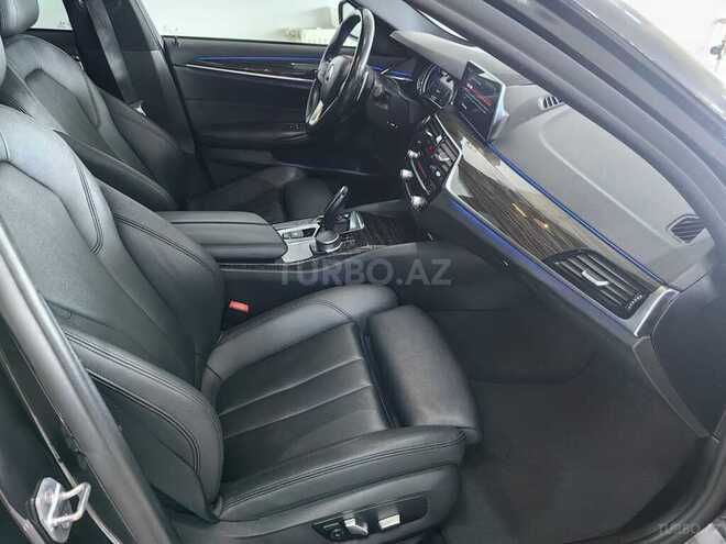 BMW 530e-10