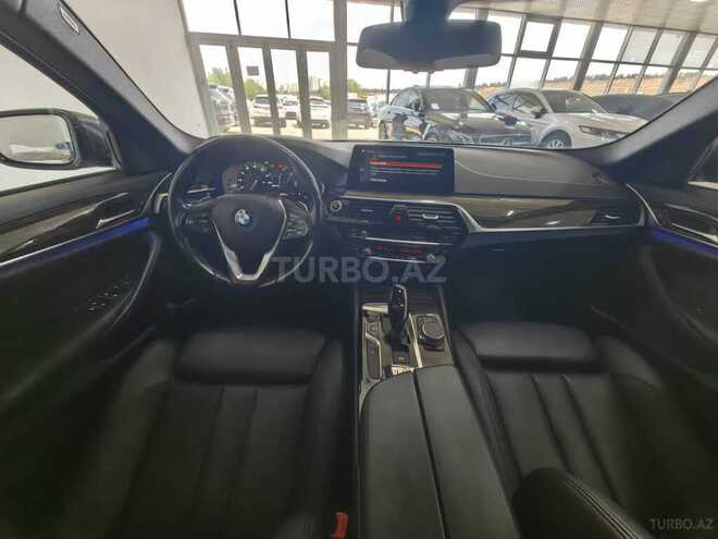 BMW 530e-16