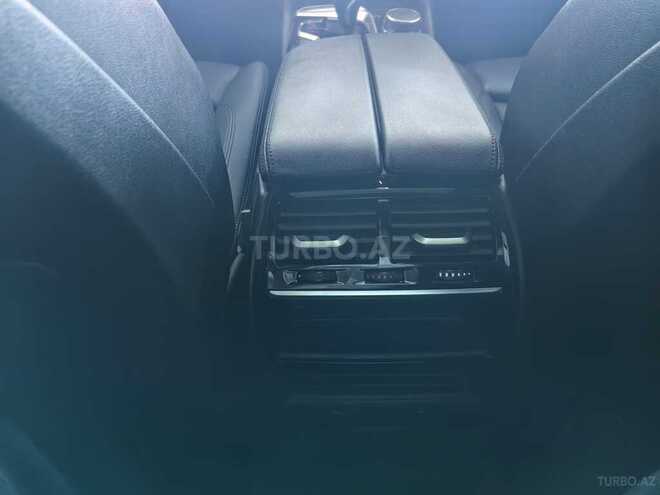 BMW 530e-23