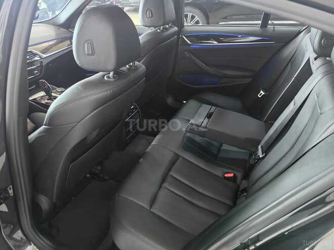 BMW 530e-11