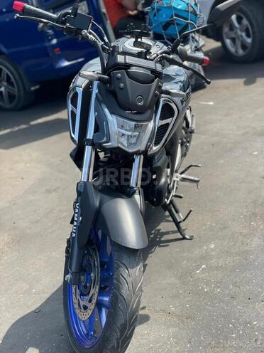 Yamaha FZ-S FI Deluxe-1
