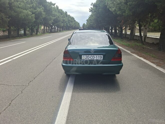 Mercedes C 180-9