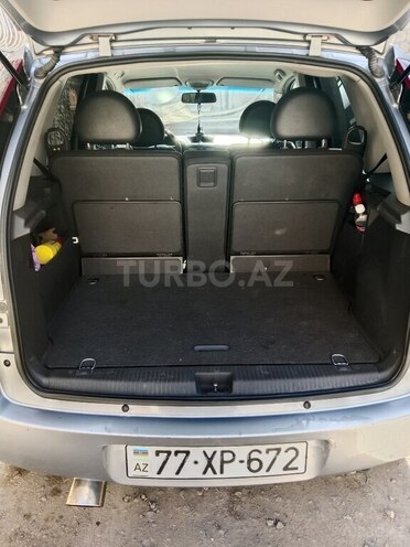 Opel Meriva-9