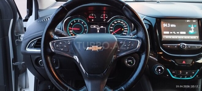 Chevrolet Cruze-15