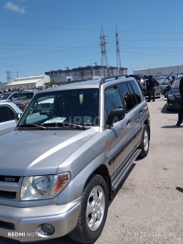 Mitsubishi Pajero io-5