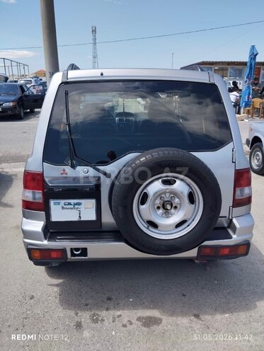 Mitsubishi Pajero io-2