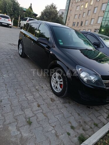 Opel Astra-2