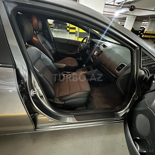 Kia Forte-6