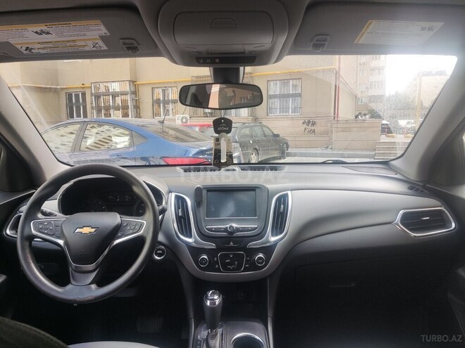 Chevrolet Equinox-8