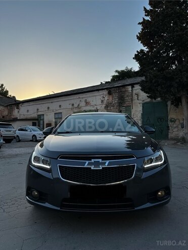 Chevrolet Cruze-1