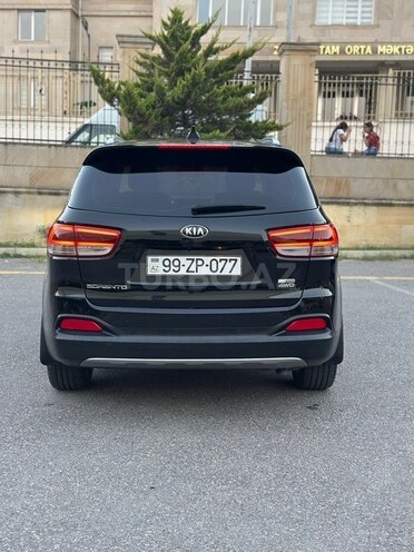 Kia Sorento-2