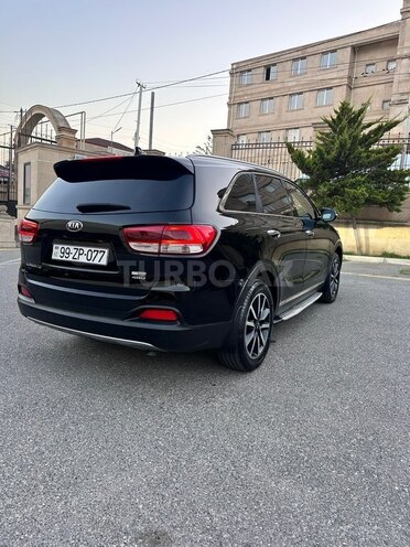 Kia Sorento-19
